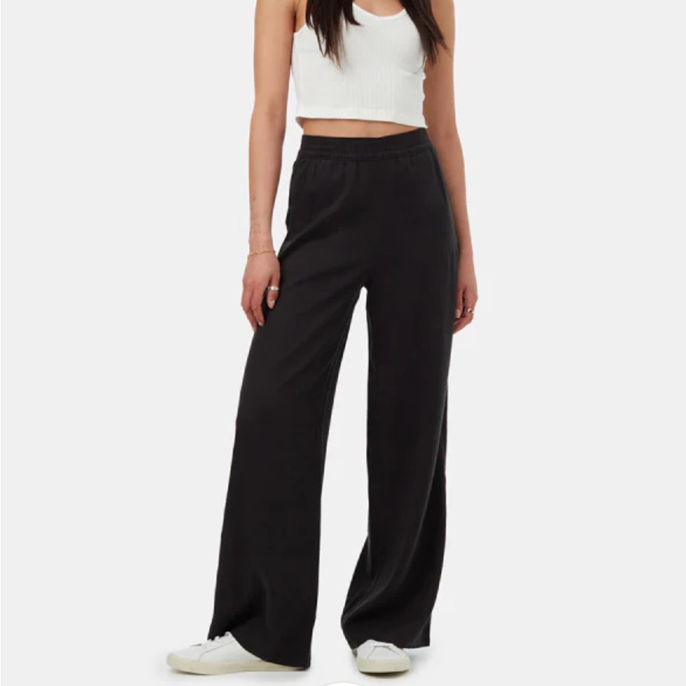 Tentree Black Kaslo Wide Leg Tencel Pants